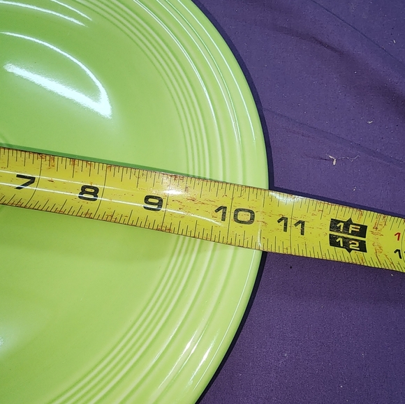 Fiesta. Chartreuse. Dinner plate - Picture 3 of 3